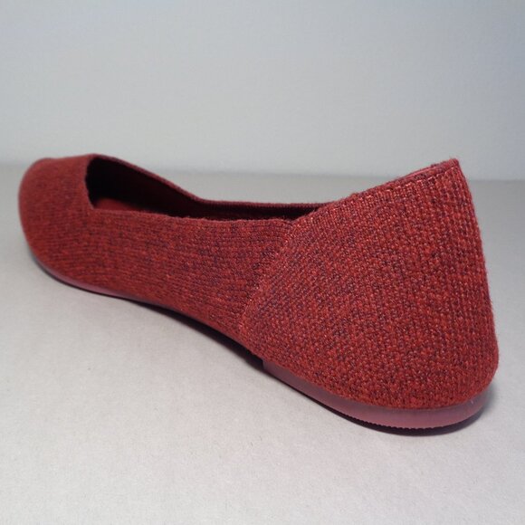 Mia Size 6.5 M KERRI Wine Textile Slip On Flats / Loafers New Women's Shoes - Picture 9 of 16